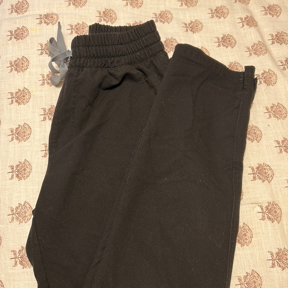 Figs high waisted scrub pants
